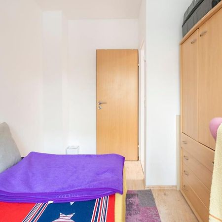 ברלין Schoenes Zimmer Im Charmanten Haus מראה חיצוני תמונה
