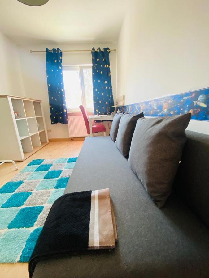 ברלין Schoenes Zimmer Im Charmanten Haus מראה חיצוני תמונה
